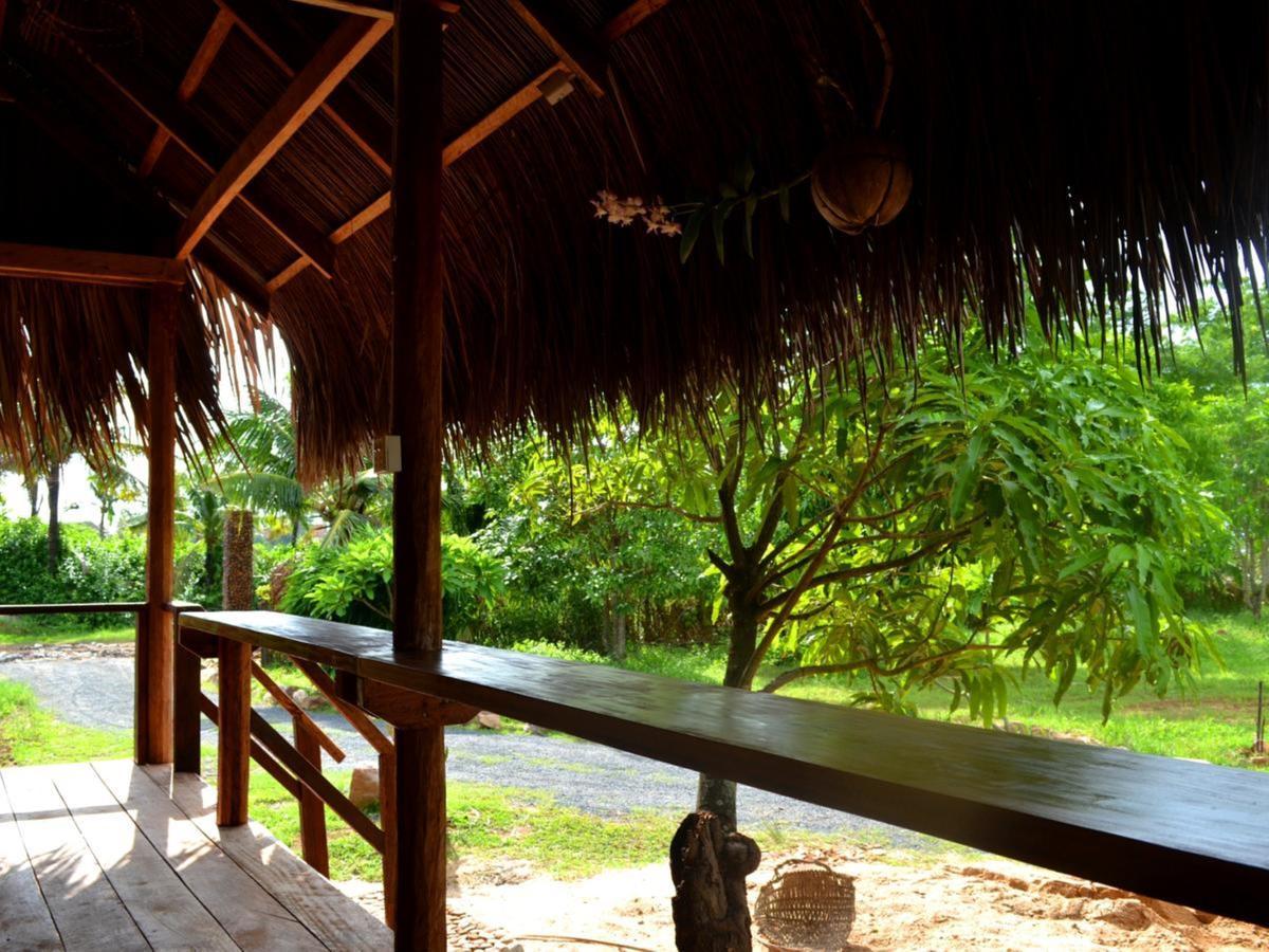 Hostel The Plantation Kampot Exterior foto