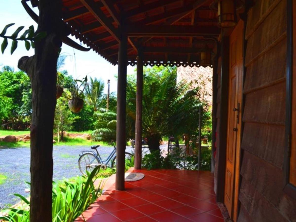 Hostel The Plantation Kampot Exterior foto