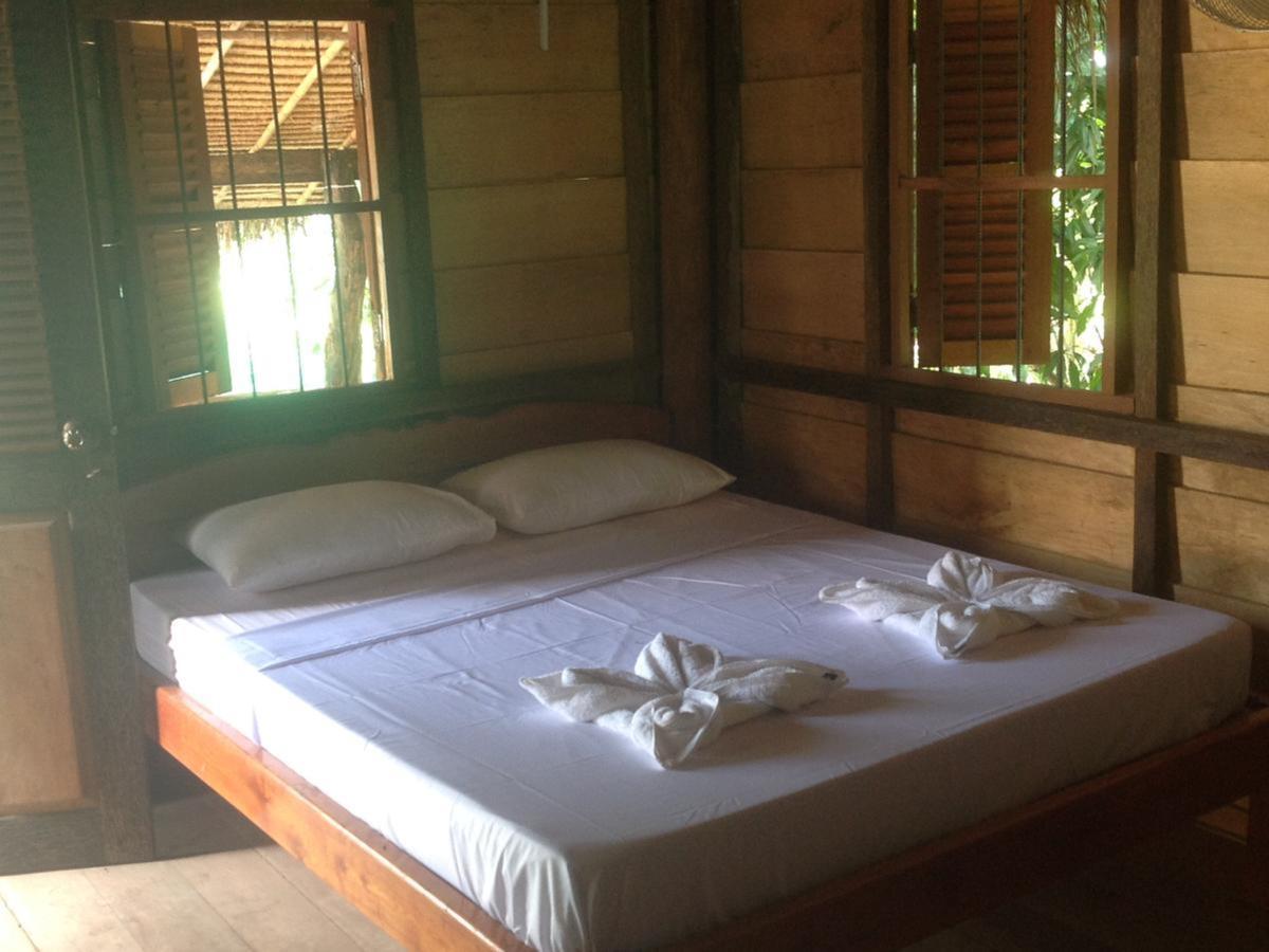 Hostel The Plantation Kampot Exterior foto