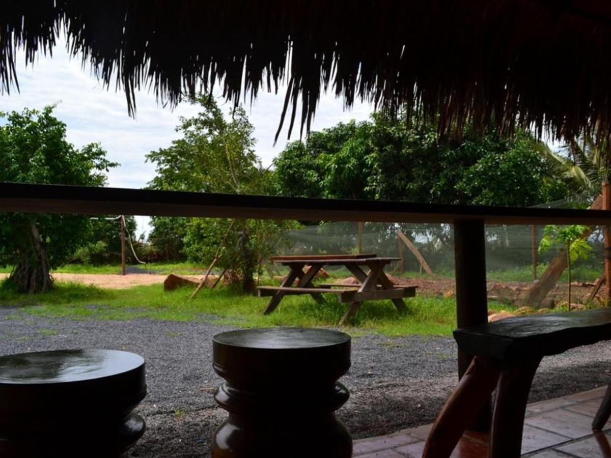 Hostel The Plantation Kampot Exterior foto