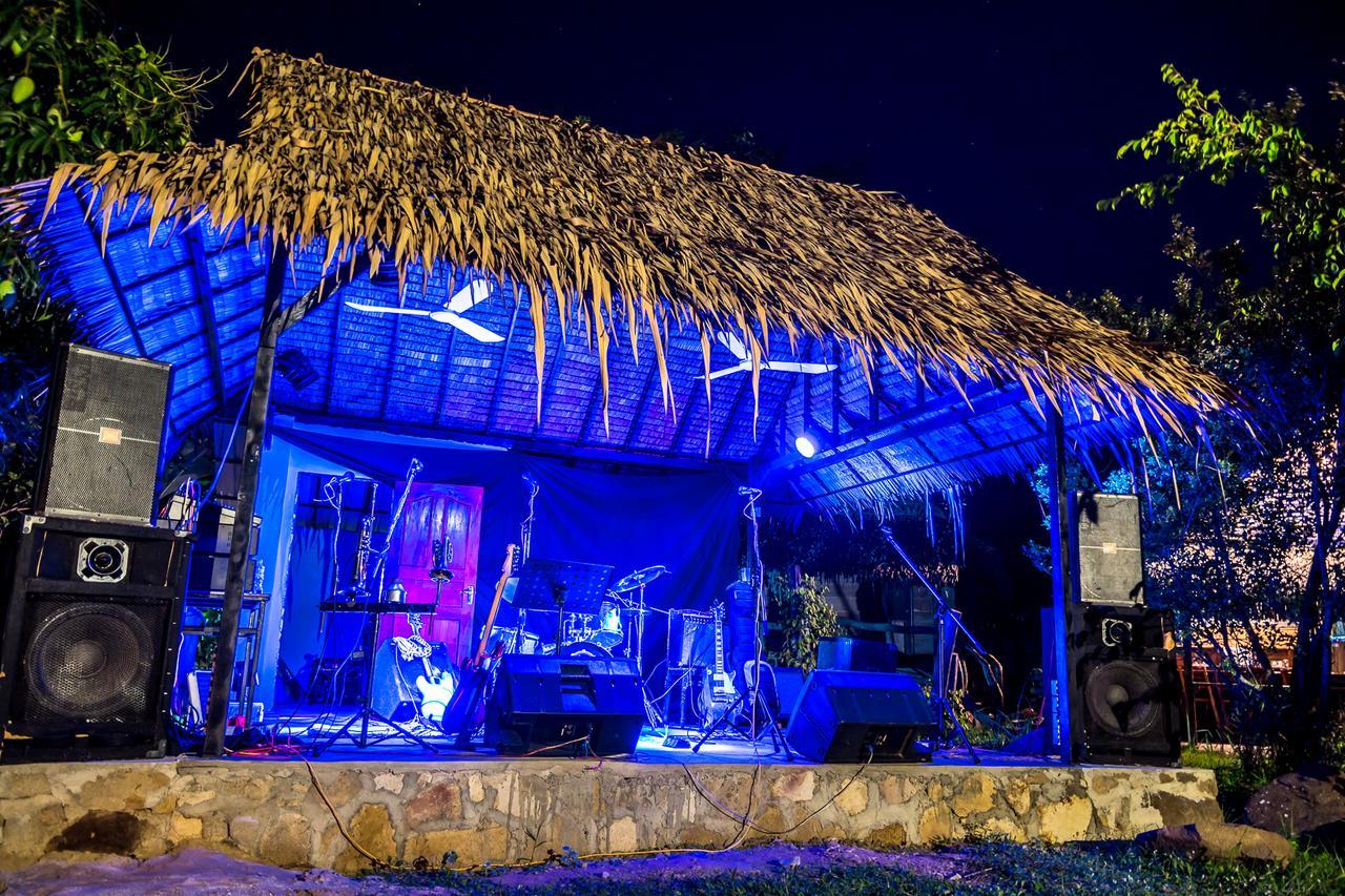 Hostel The Plantation Kampot Exterior foto