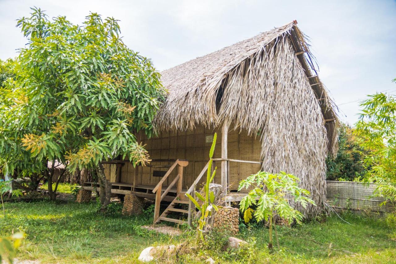 Hostel The Plantation Kampot Exterior foto