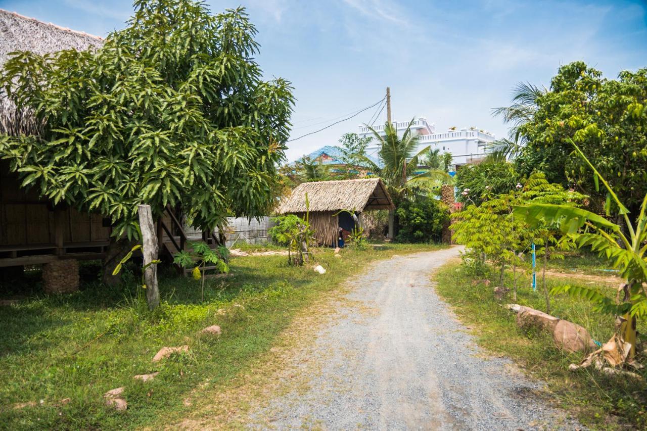 Hostel The Plantation Kampot Exterior foto
