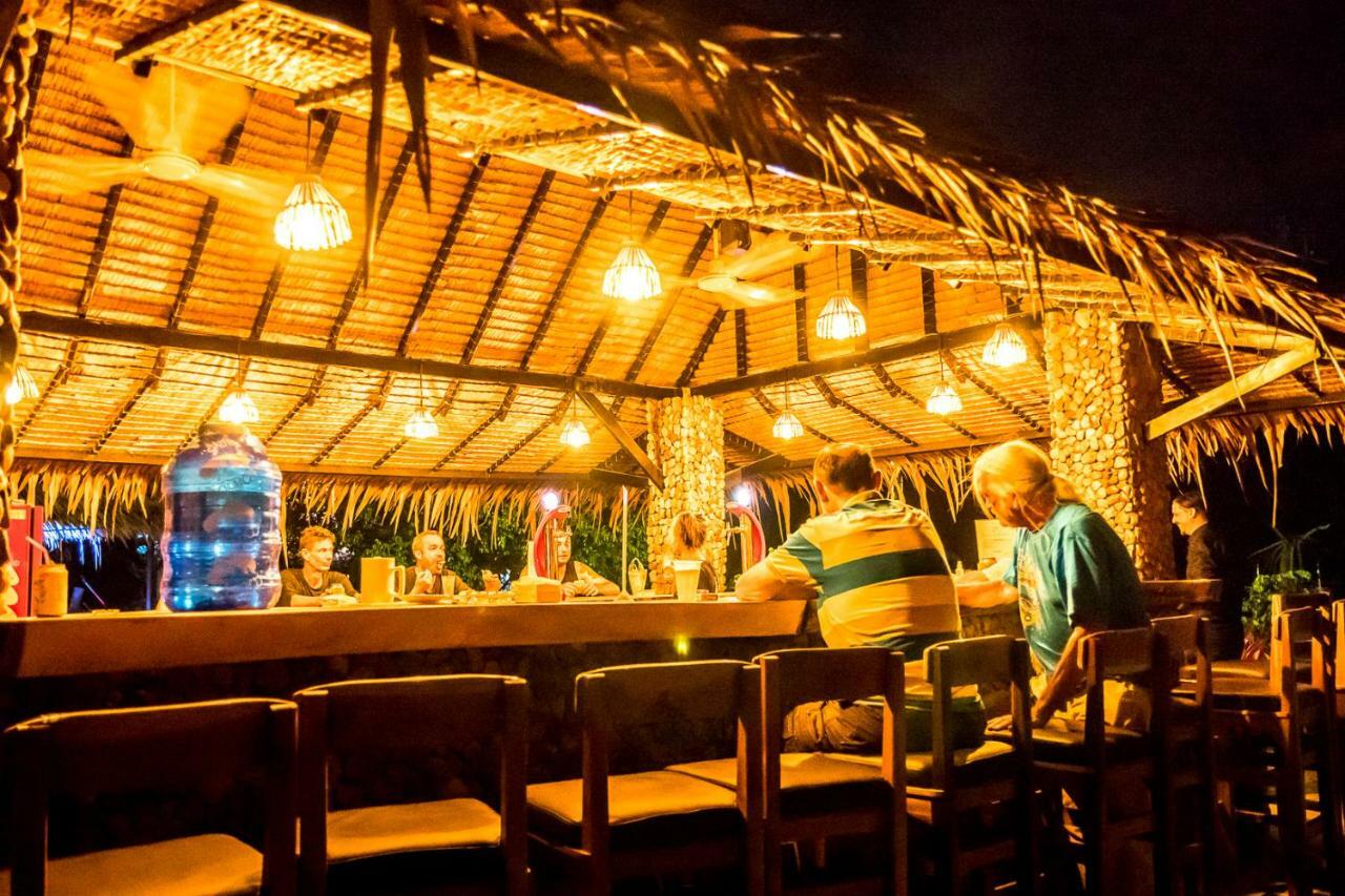 Hostel The Plantation Kampot Exterior foto